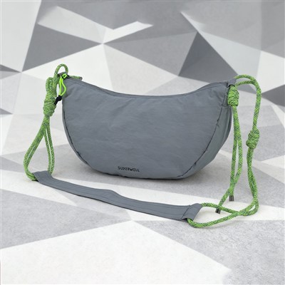 کیف منگر کراس بادی - معمولی